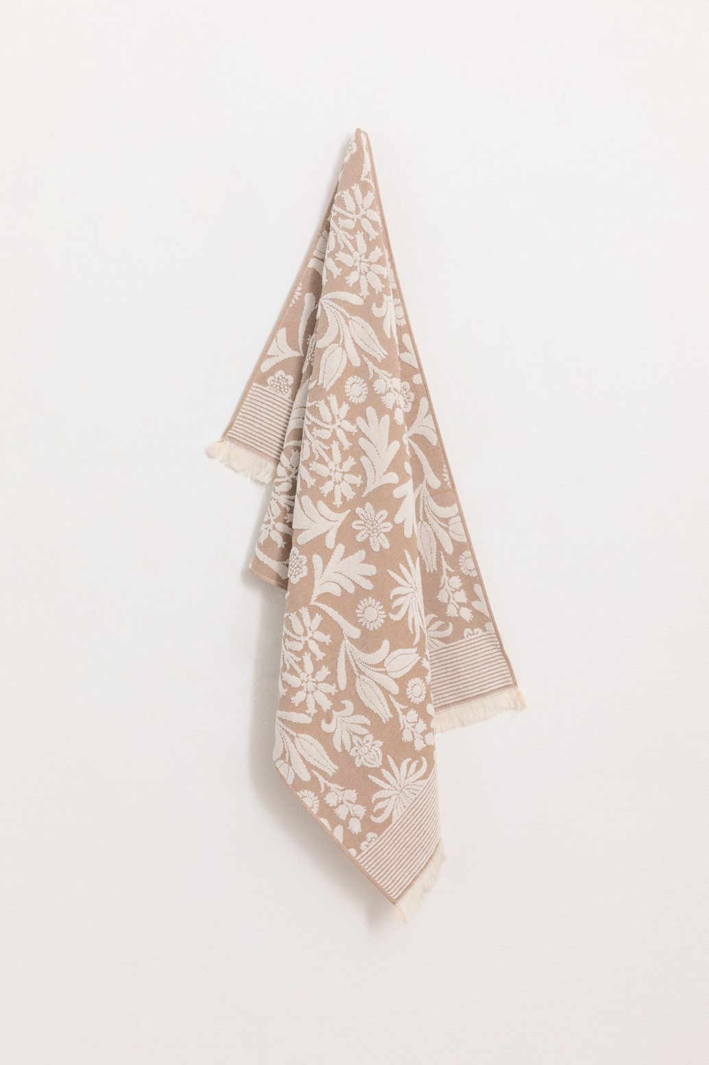 Gastendoek beige met bloemenprint