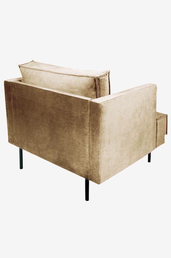The Duchess velvet loveseat Juke sand