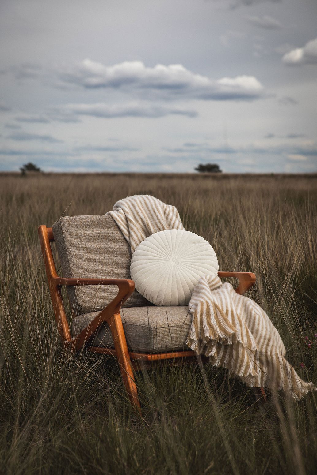 Chaise en bois Mid-Century