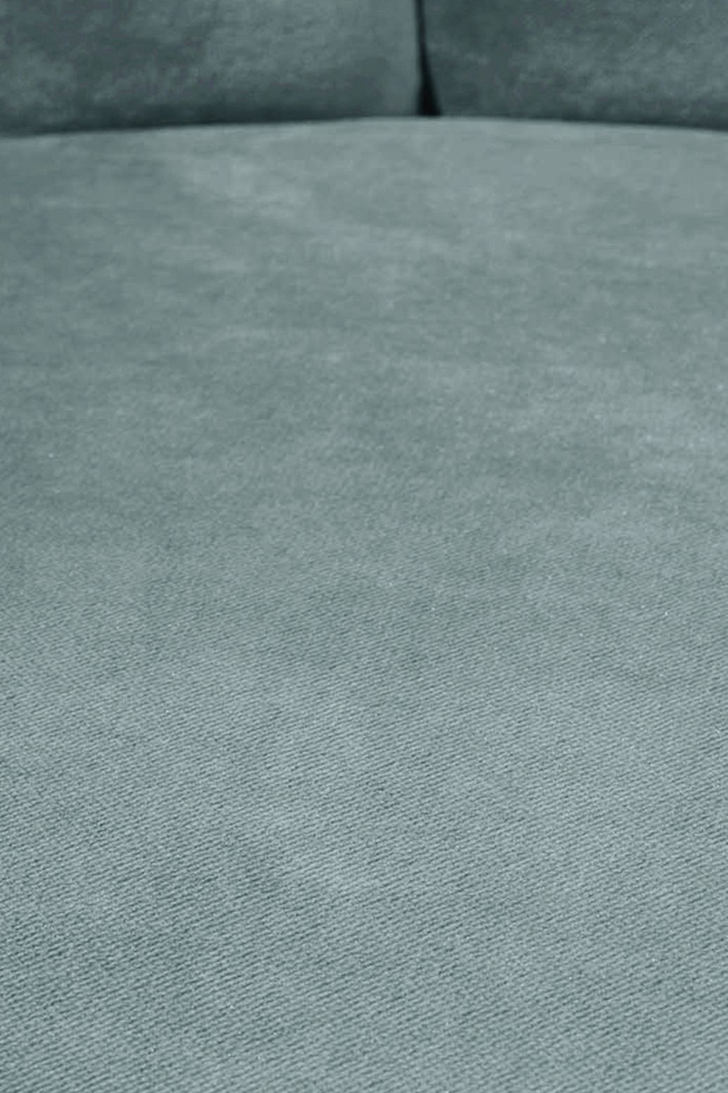Lichtblauwe velvet schelpstoel