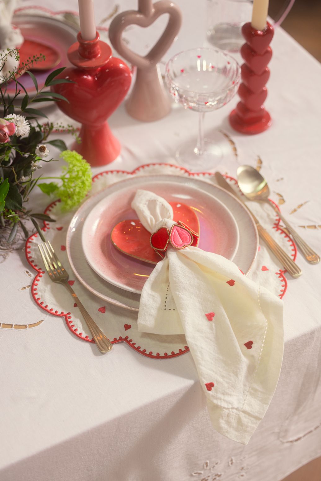 Champagnergläser mit Herzen