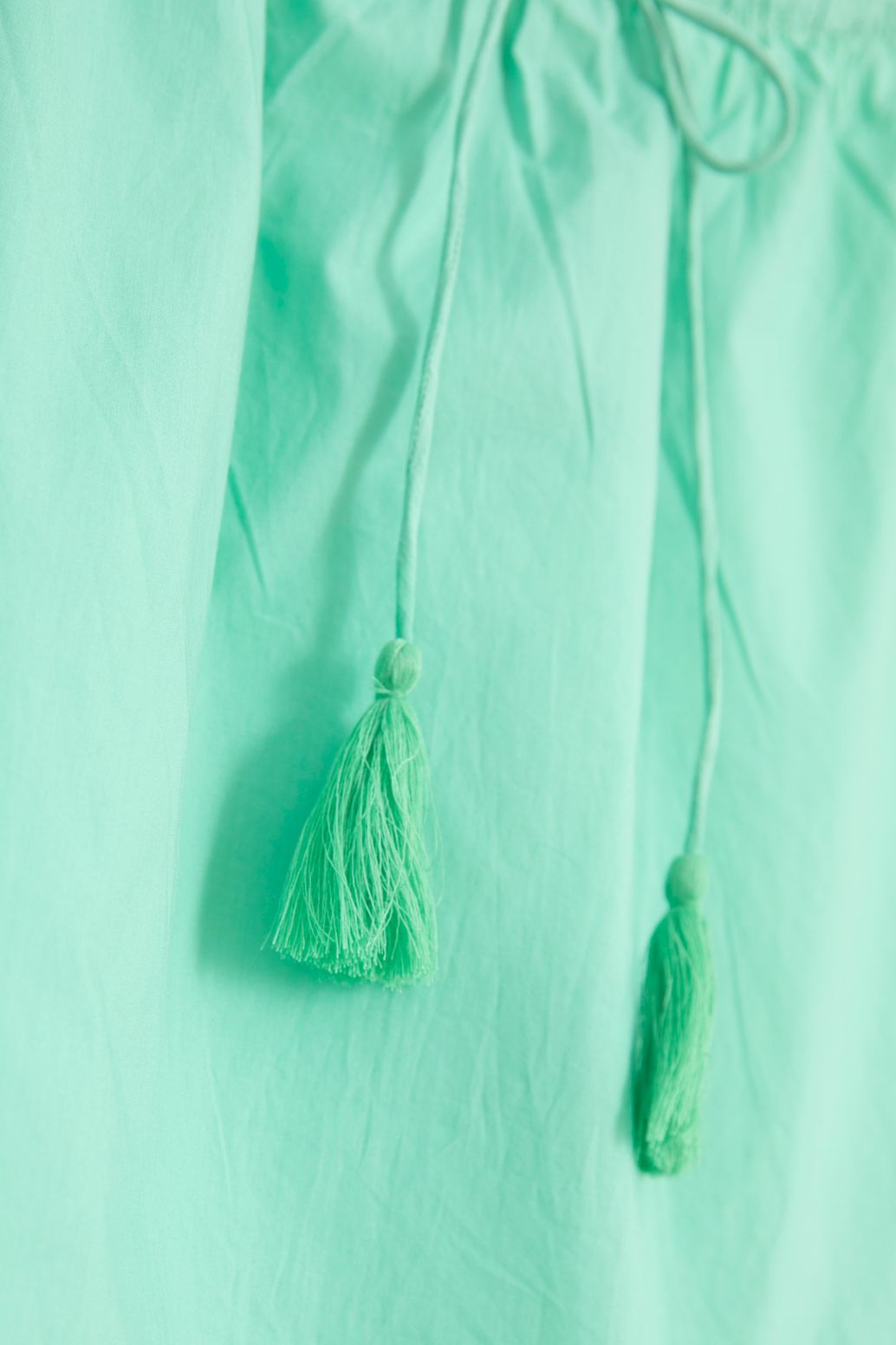 Top mit Quaste - hellgrün