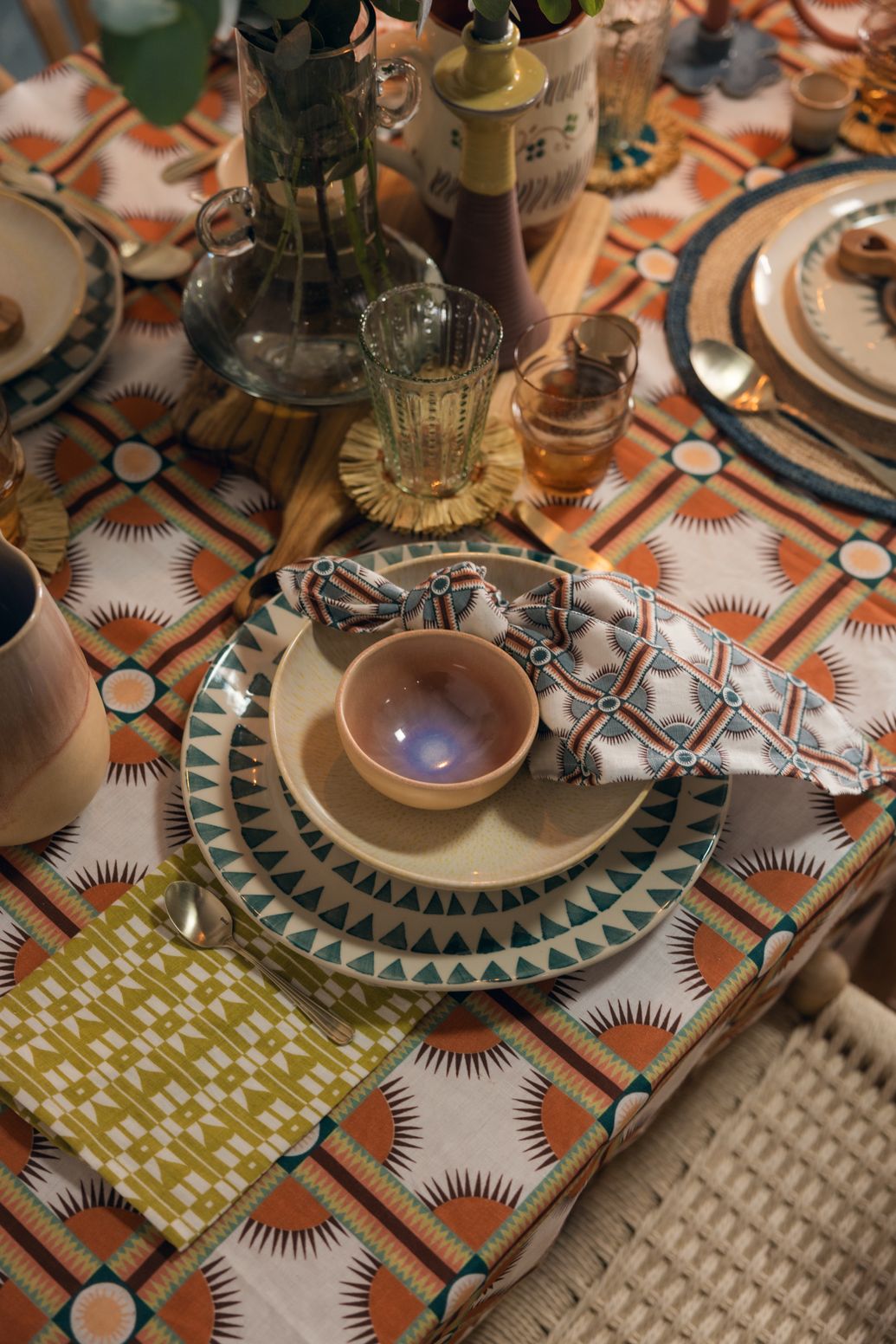 Kom klein lichtbruin reactive glaze funky