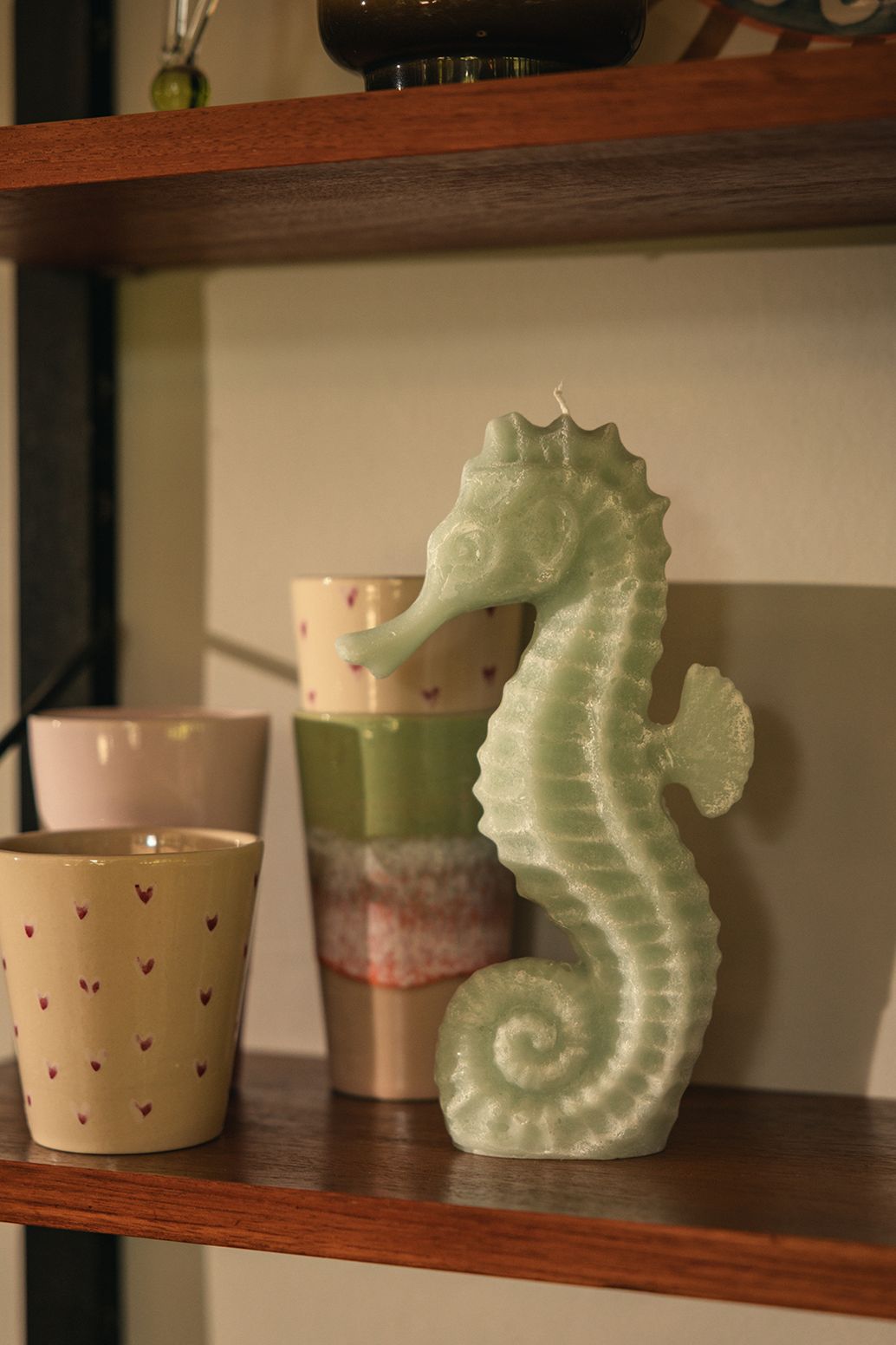 Koffiemokken beige met hartjes