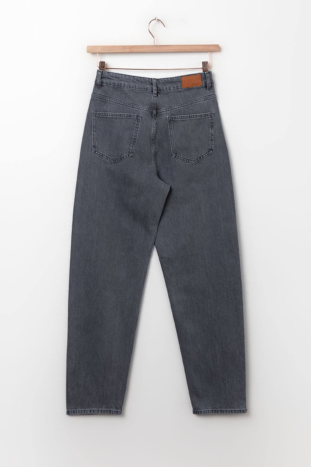 Bora donkergrijze high waist tapered jeans