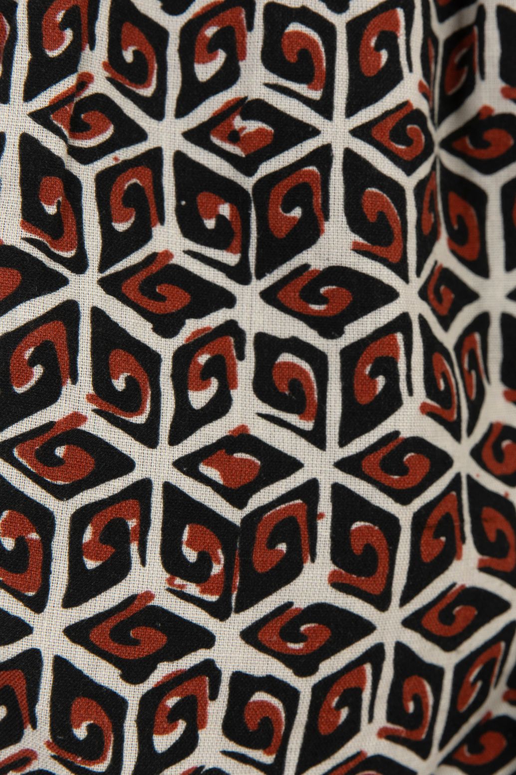 Shorts mit geometrischem Muster - dunkelrot