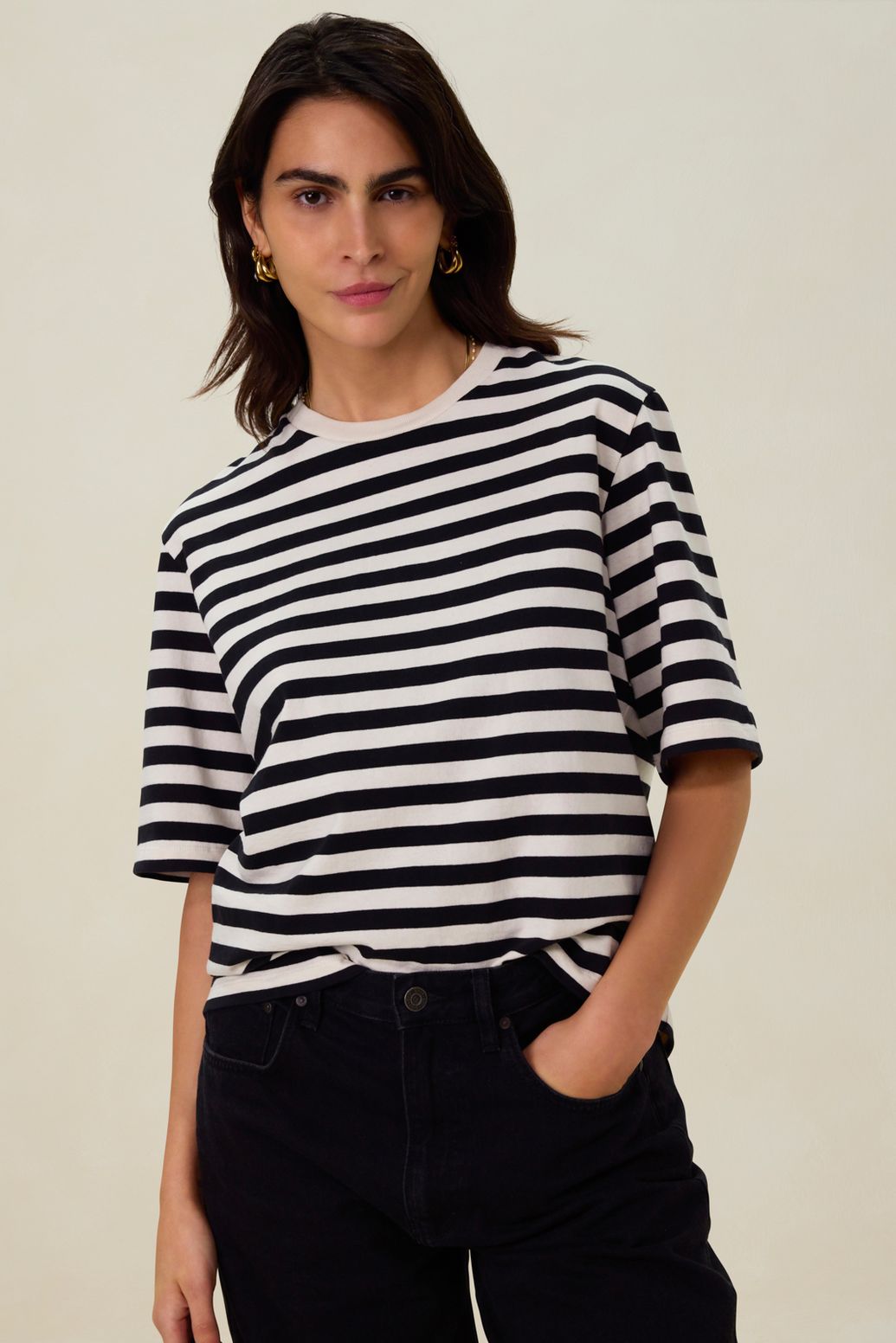 Gestreiftes T-Shirt - weiß