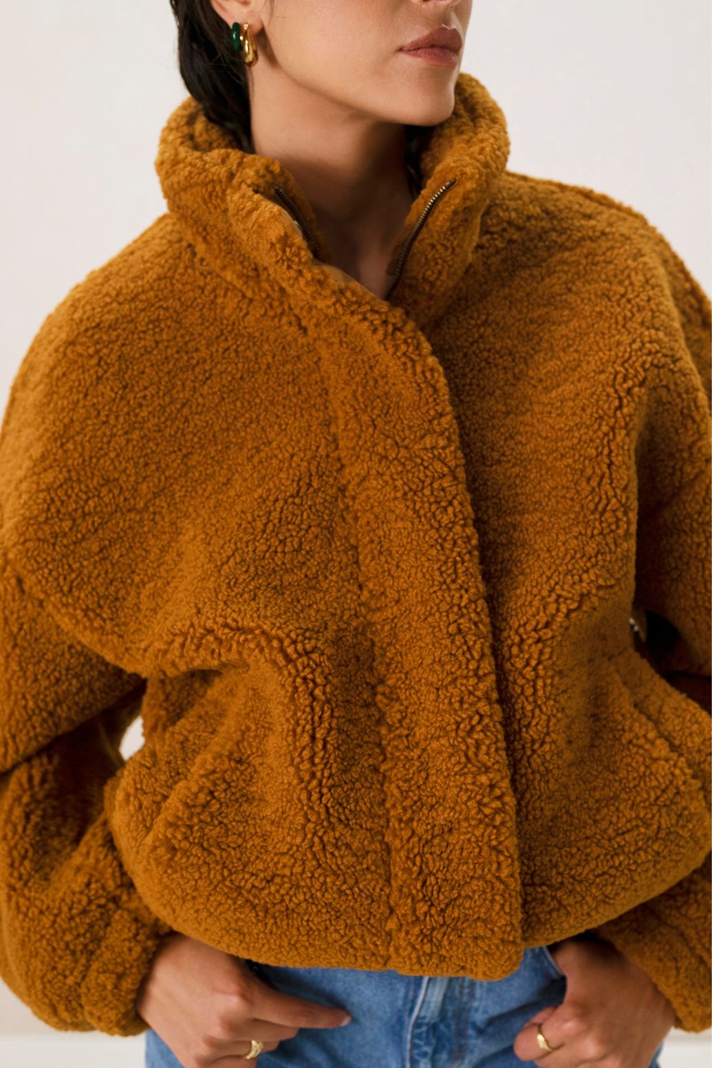 Kurze Teddy-Jacke - braun