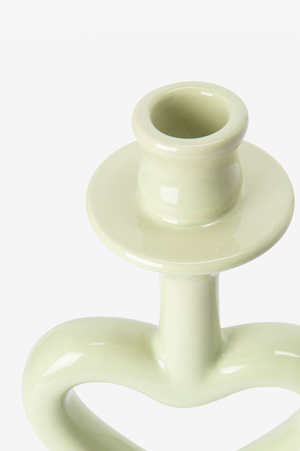 Lichtgroene kandelaar met open hart