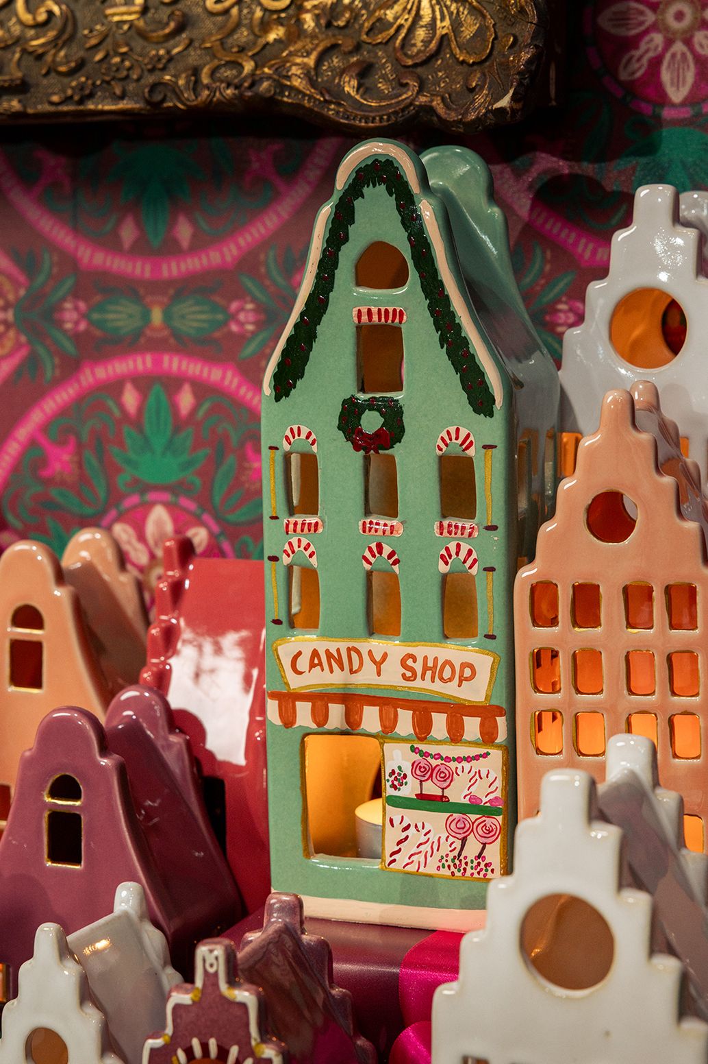 Lichtroze waxinelichthouder huisje met trapgevel