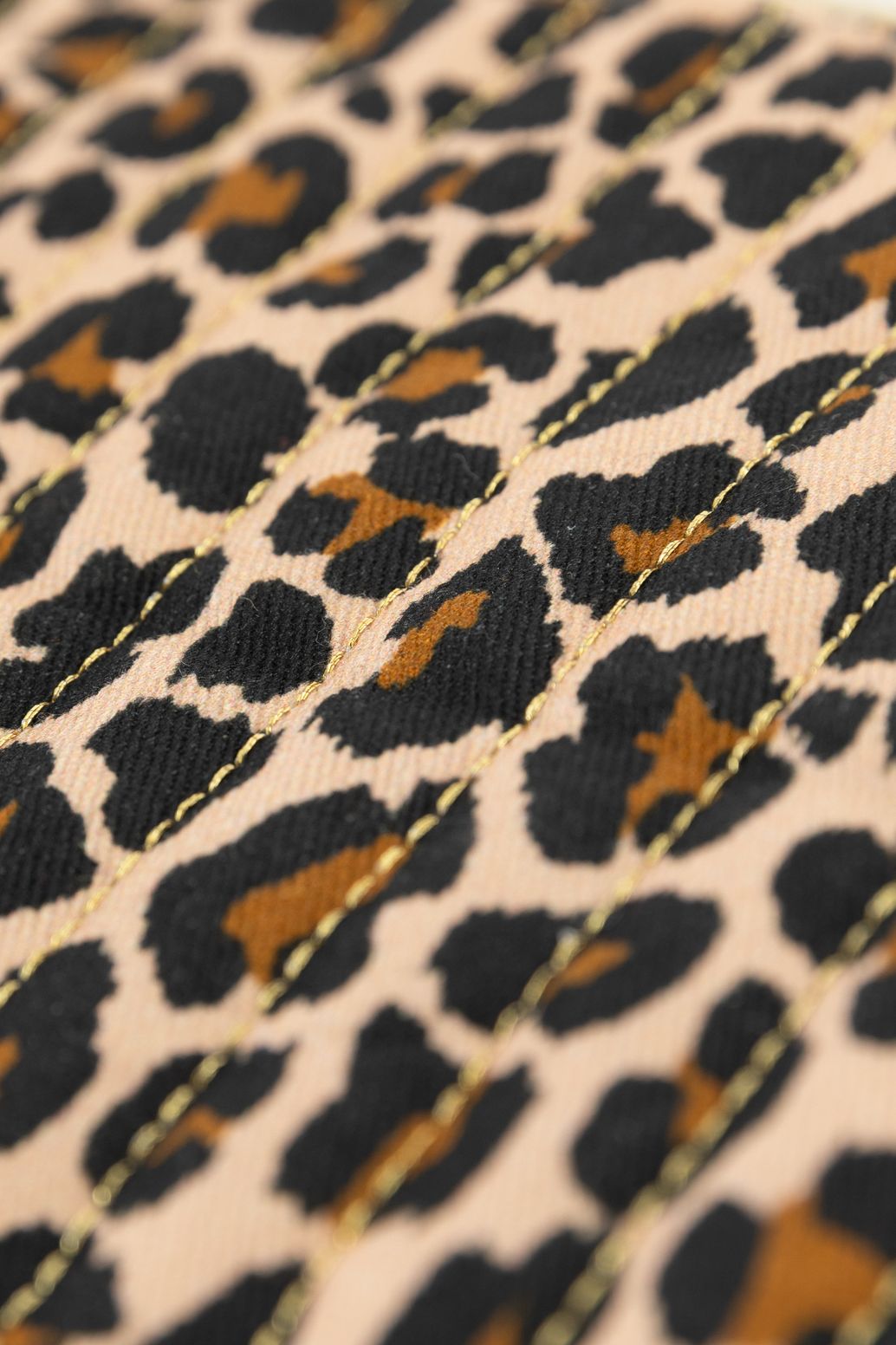 Bruine etui met leopard print