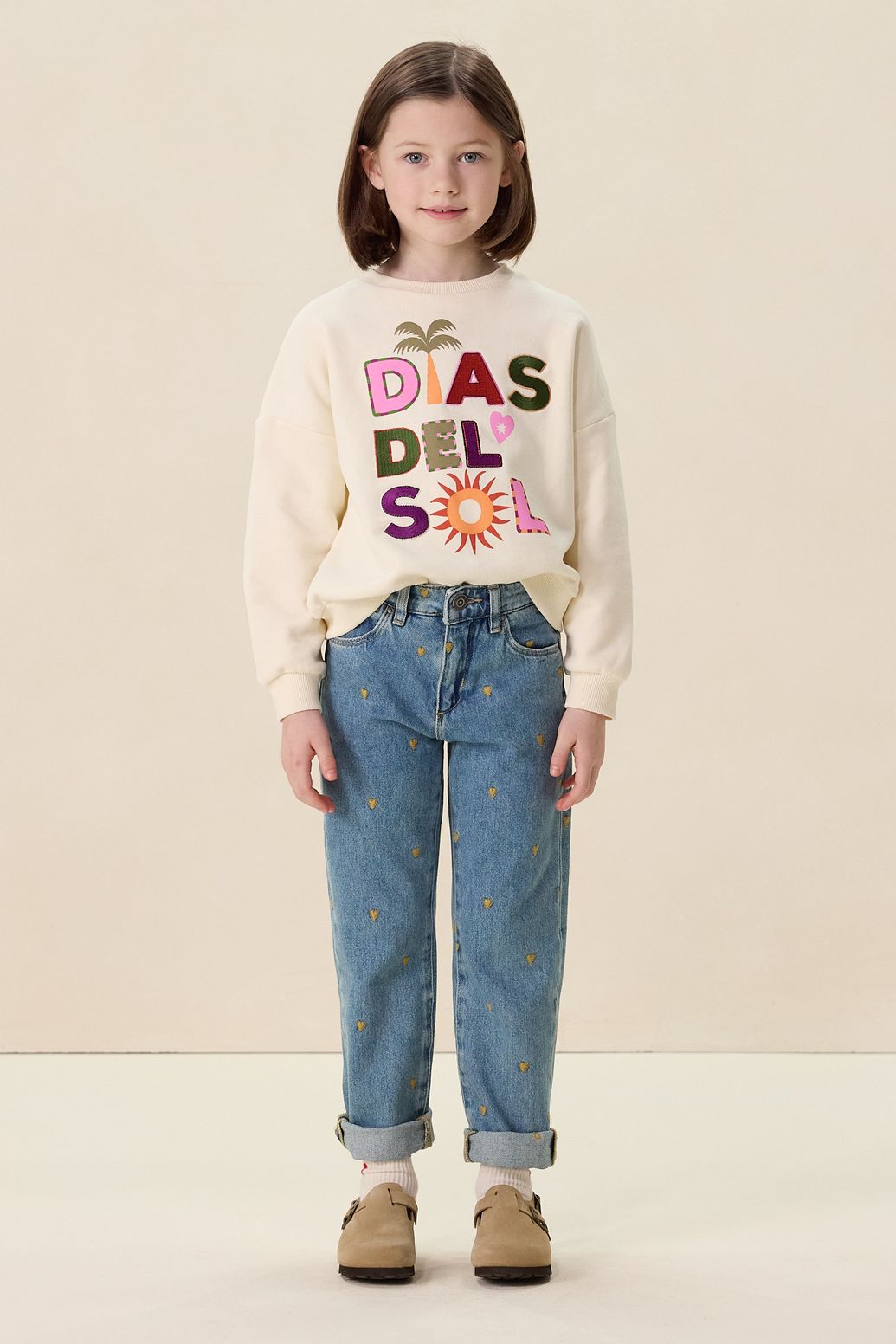 Tapered Jeans mit Herzstickerei - blau