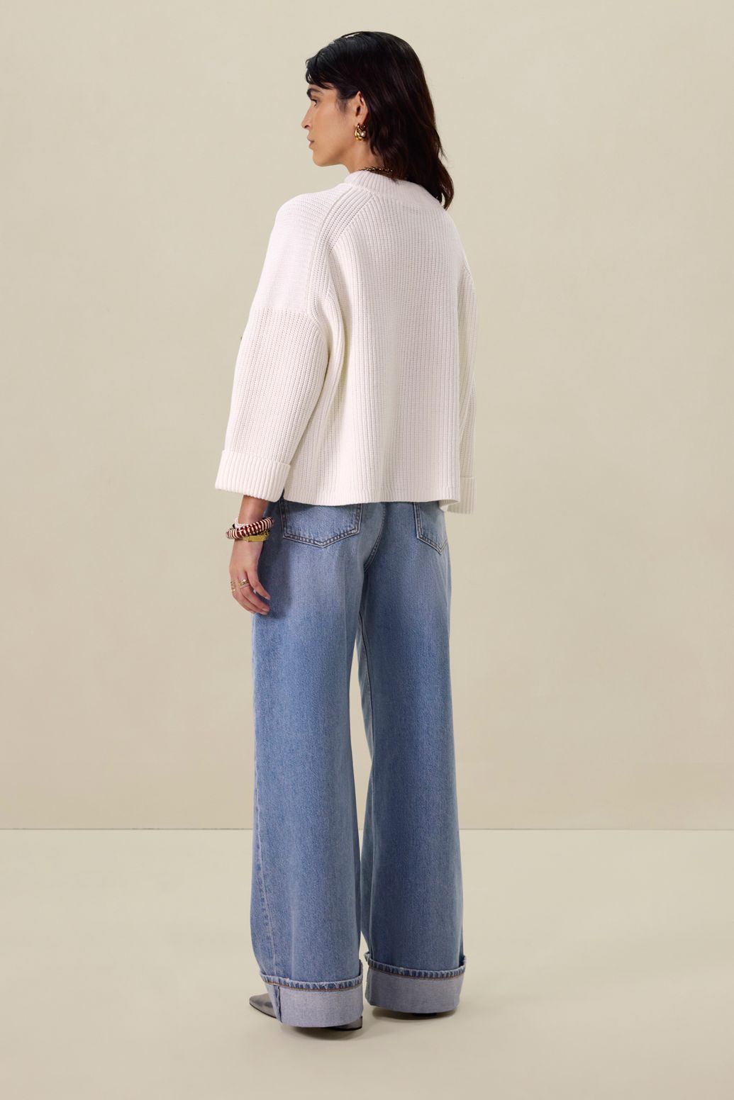 Witte gebreide trui met embroidery