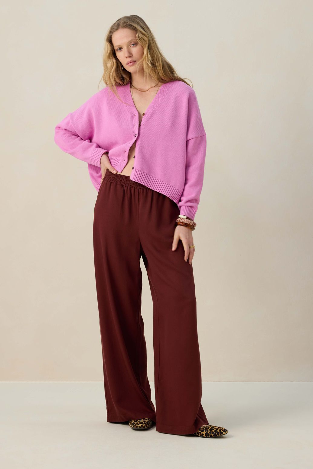 Strickjacke mit V-Ausschnitt - rosa