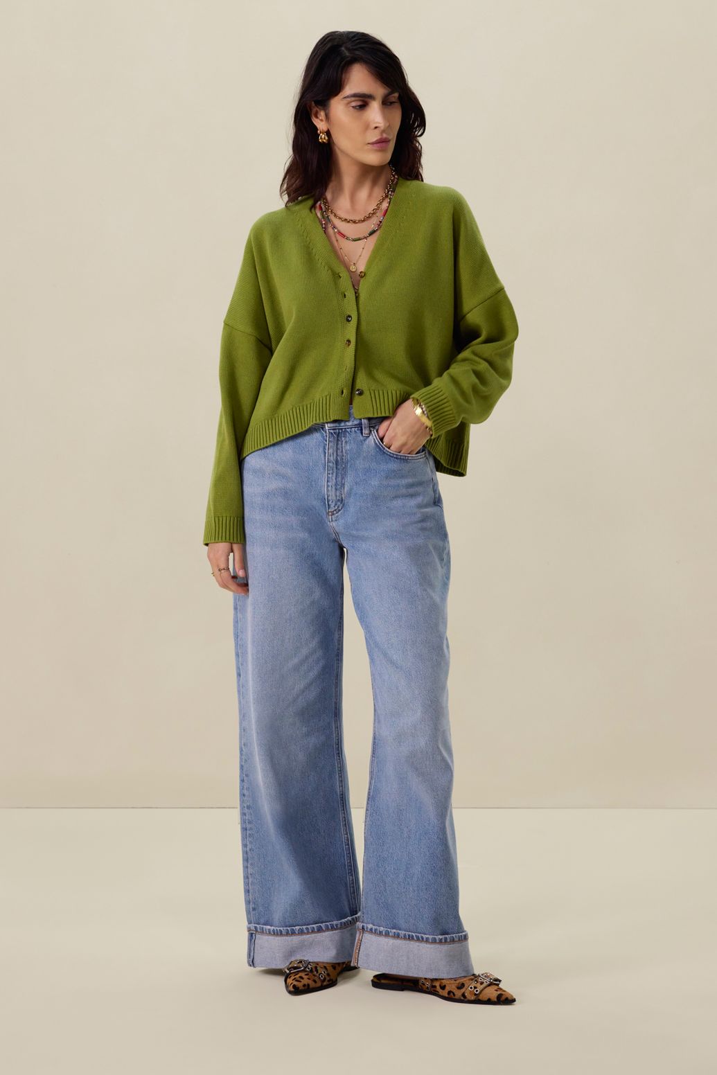 Strickjacke mit V-Ausschnitt - grün