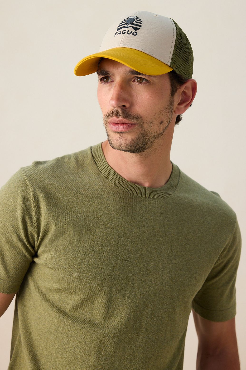 Faguo donkergroene pet met embroidery