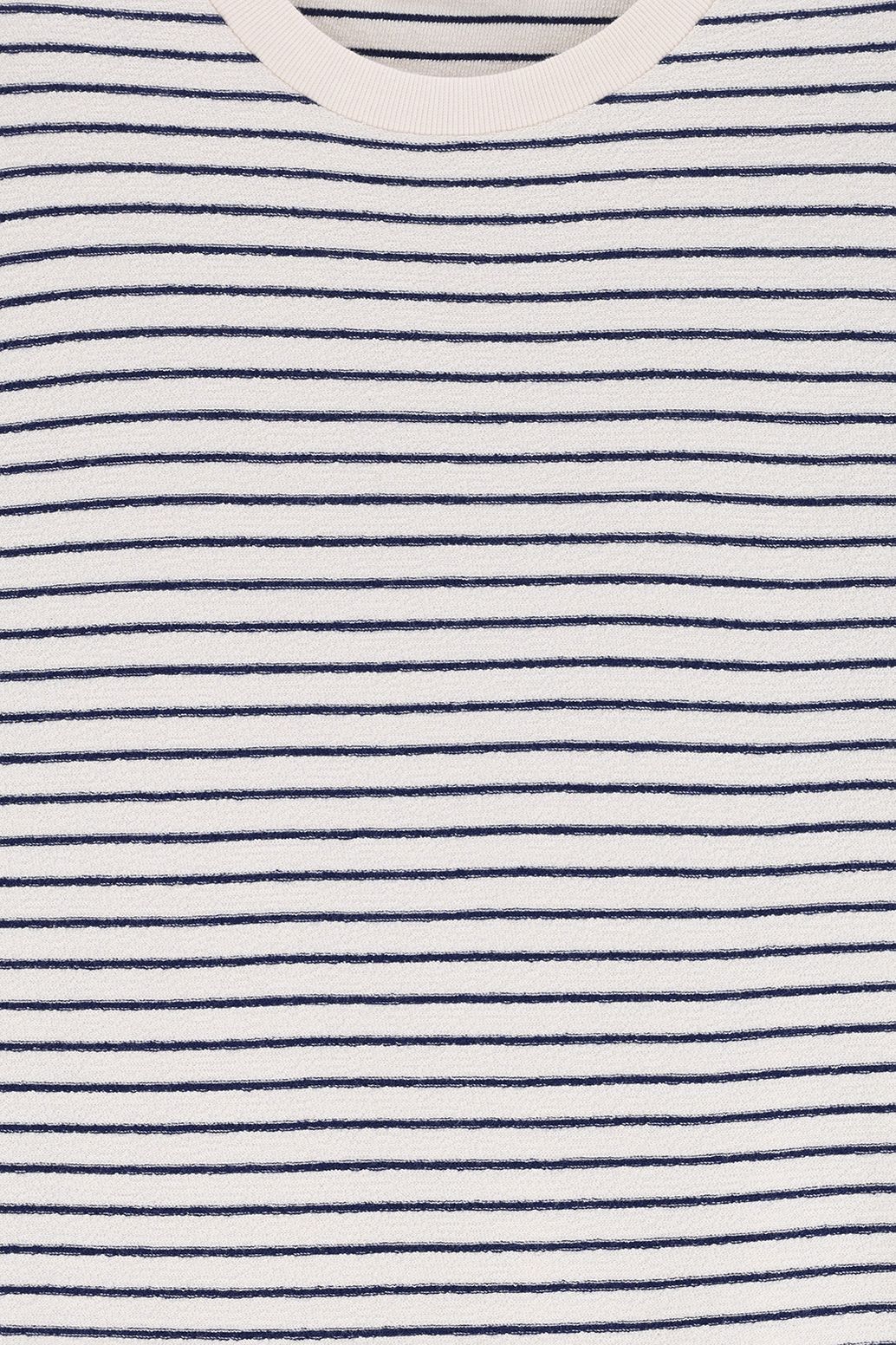 Wit T-shirt met donkerblauwe strepen