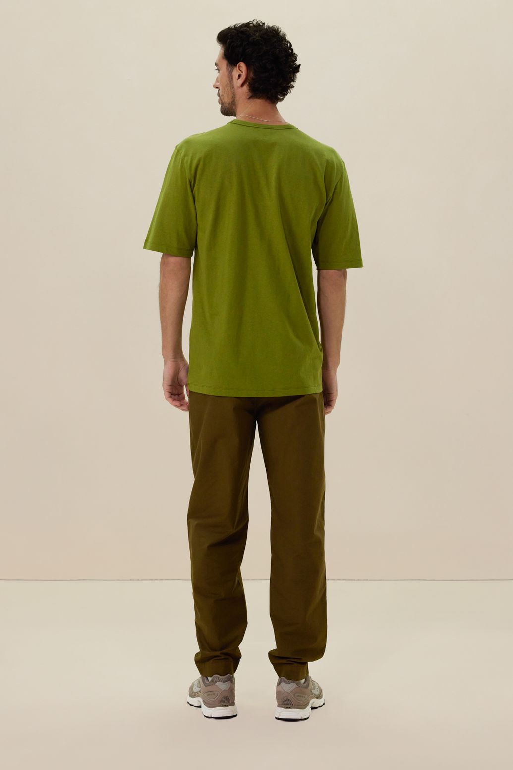 T-Shirt mit Stickerei - grün