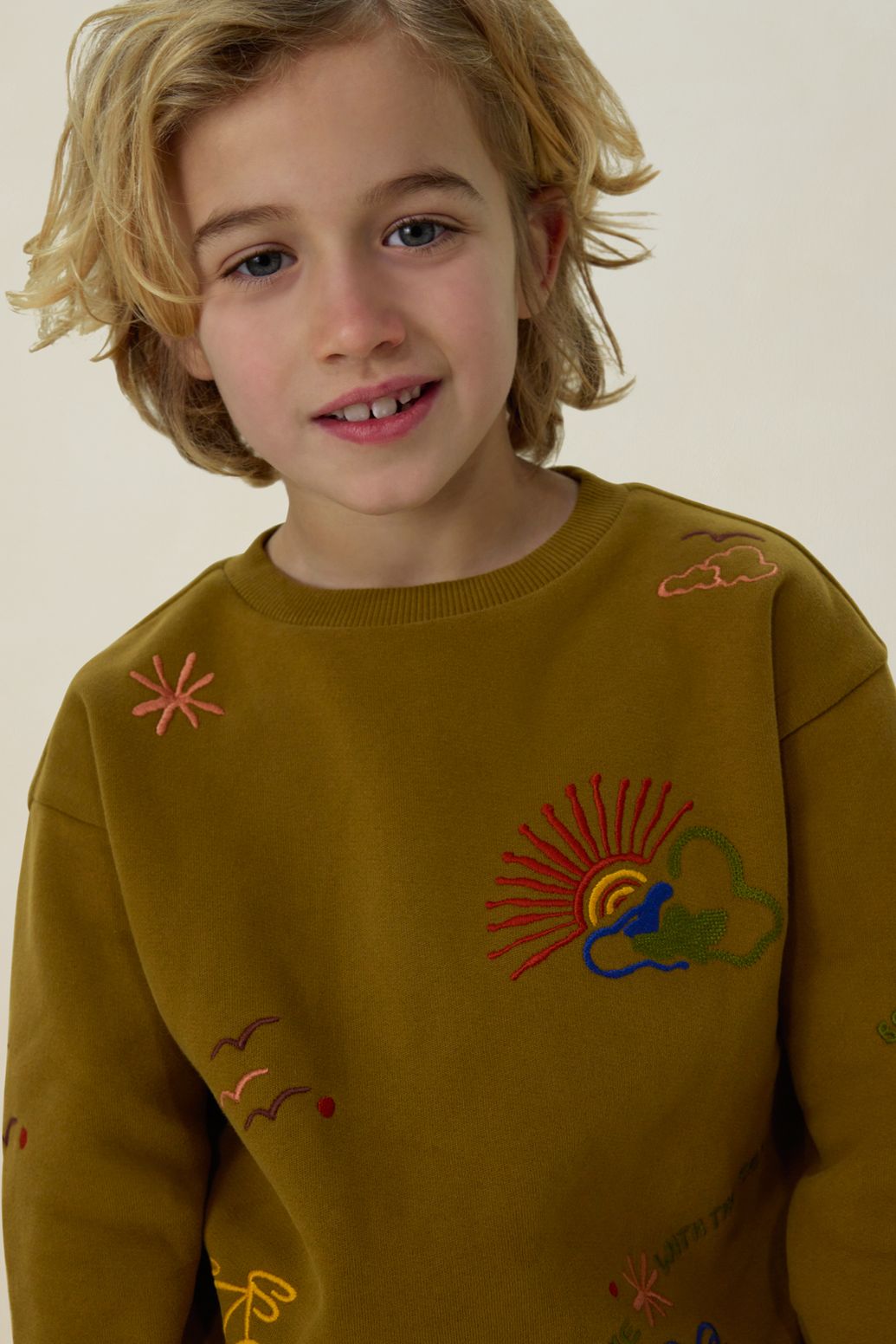 Sweat avec broderies - vert foncé