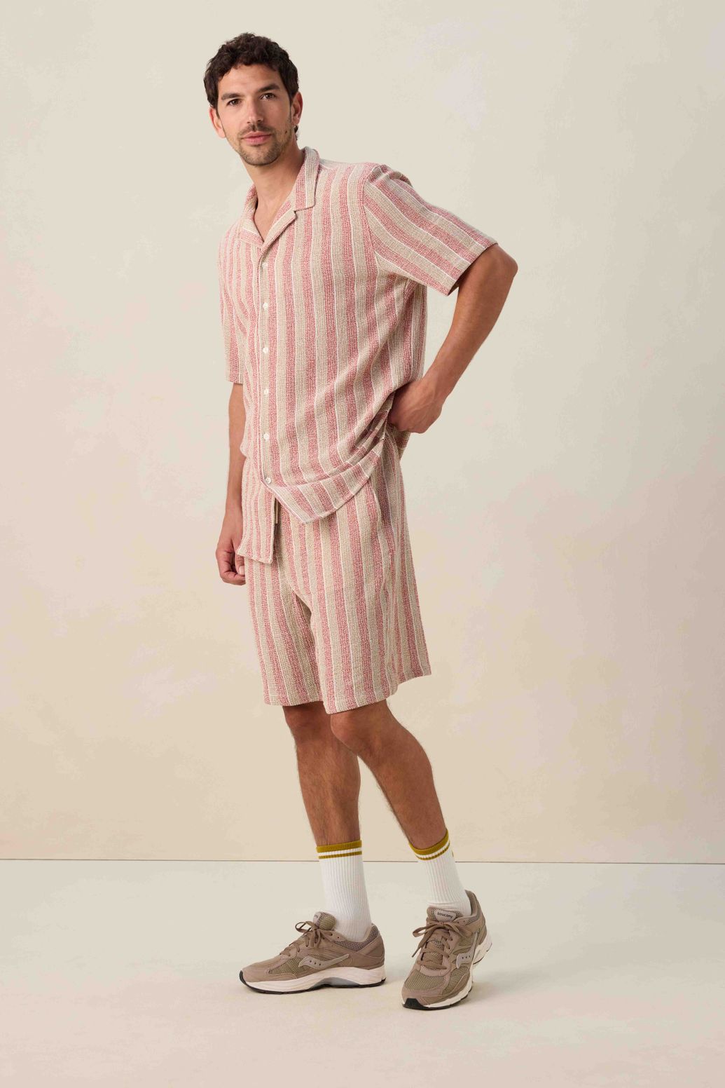 Short à rayures - rouge foncé