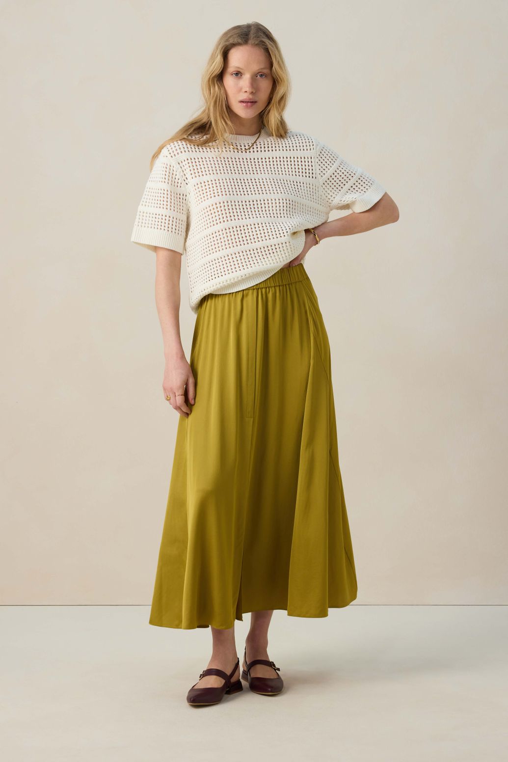 Witte gebreide trui met korte mouwen