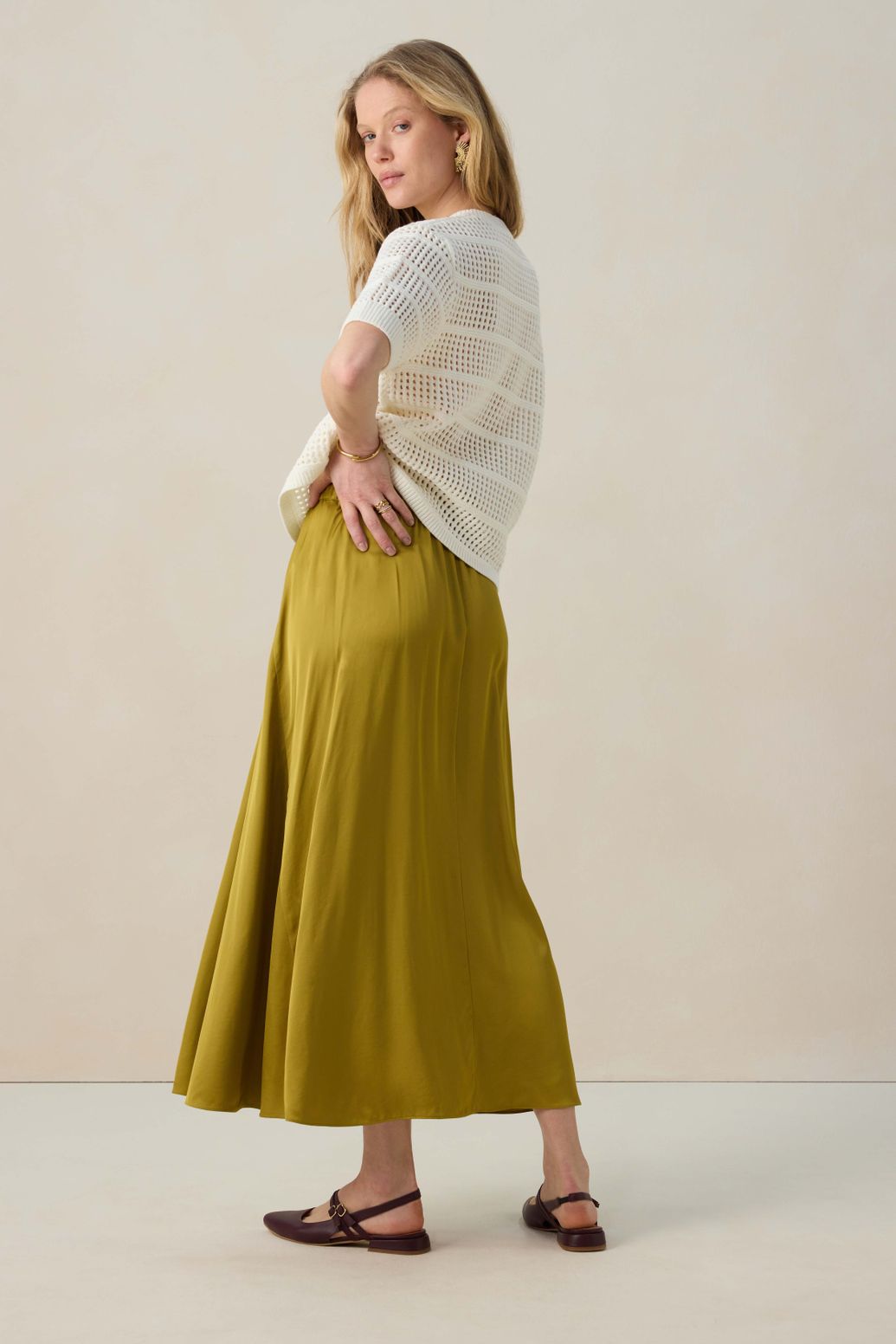 Witte gebreide trui met korte mouwen