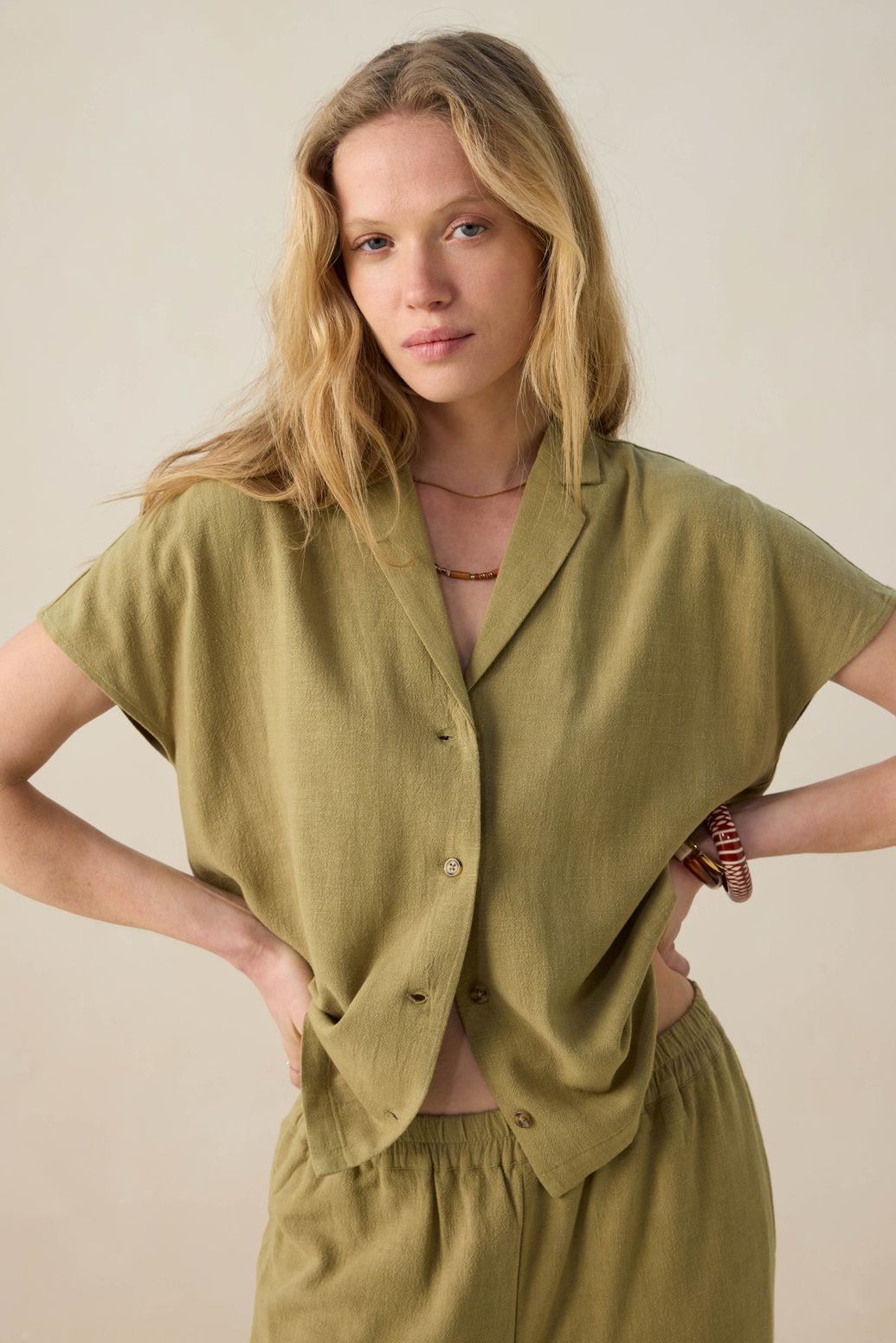 Kurzarmbluse - grün