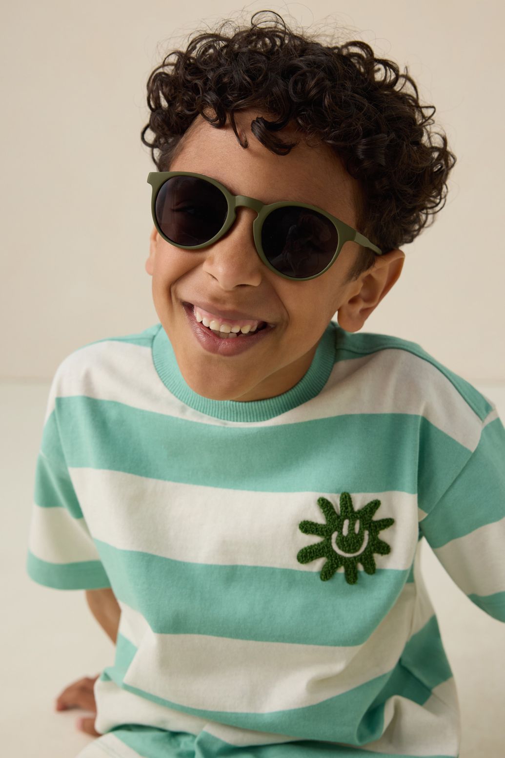 Groene zonnebril met ronde glazen