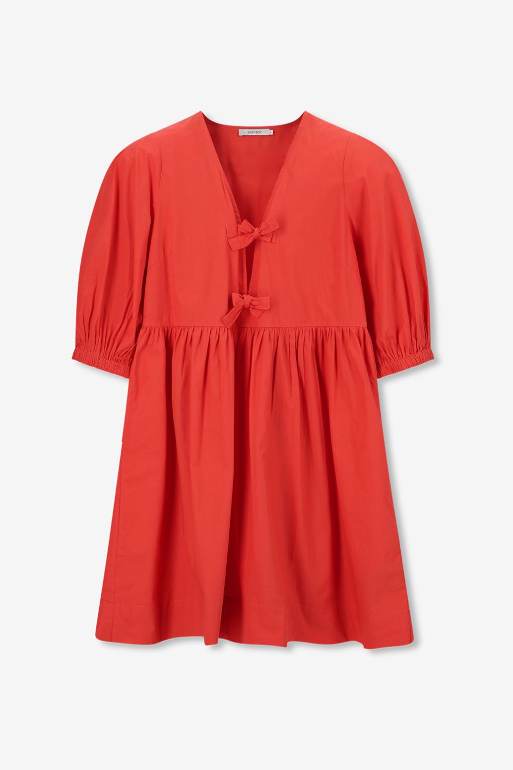 Rode jurk met pofmouwen