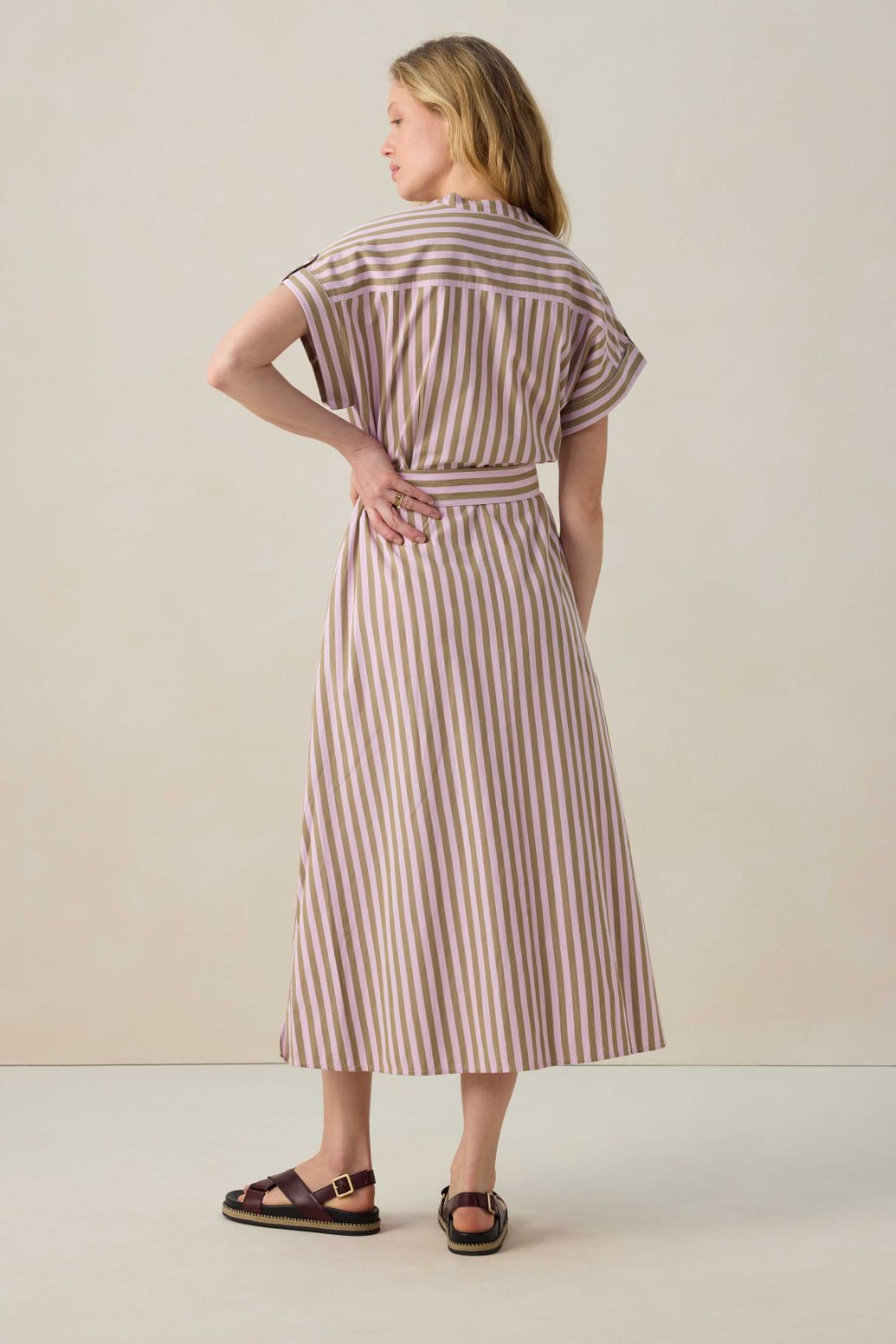 Gestreiftes Kleid - grün