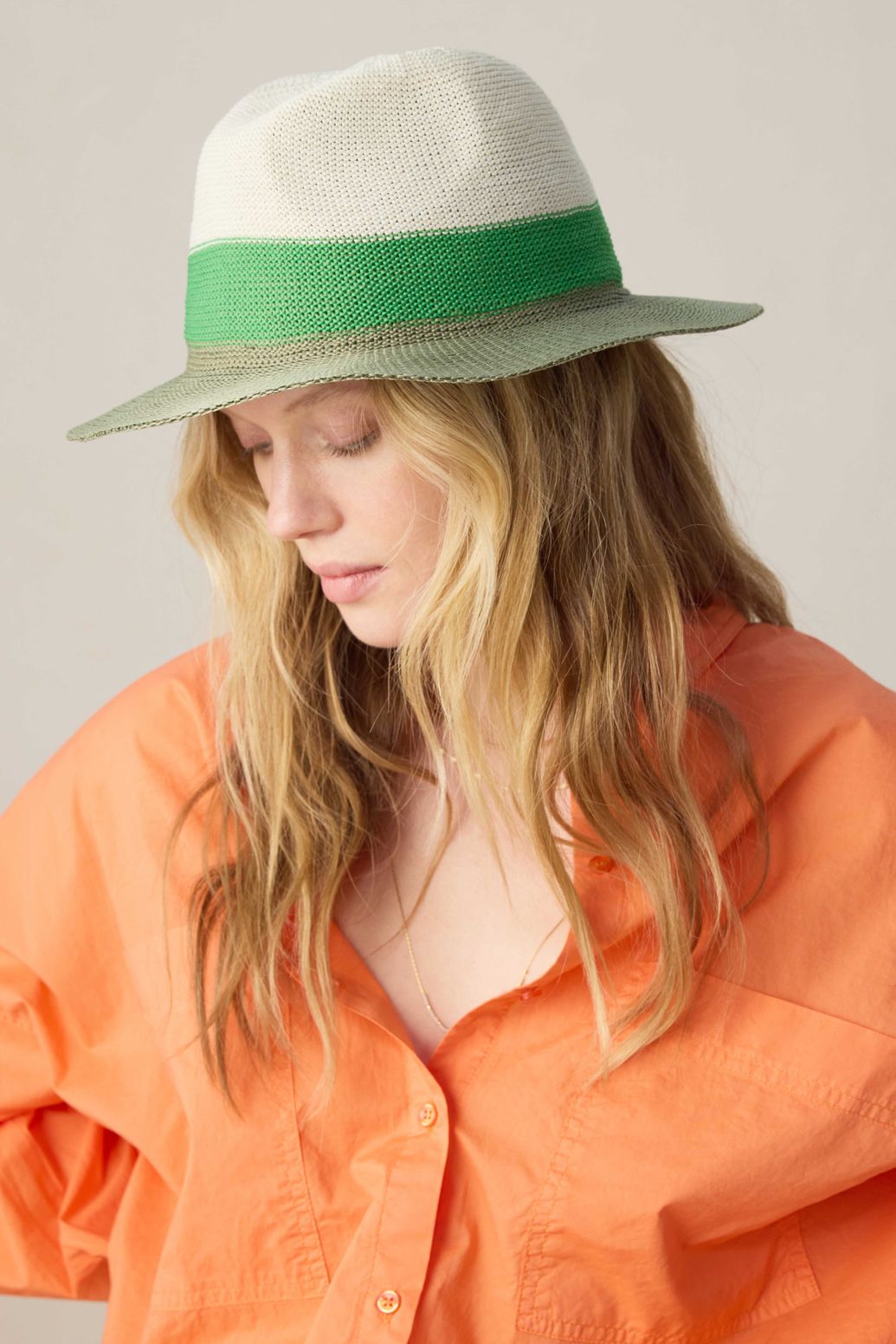 Sonnenhut in Colorblocking-Optik - grün