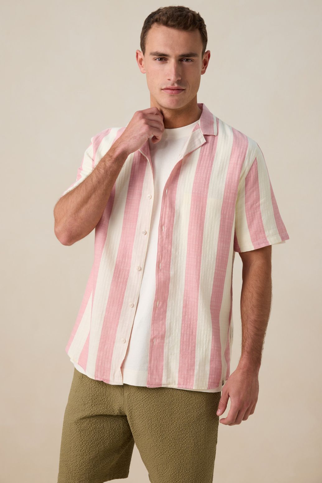 Roze overhemd met strepen