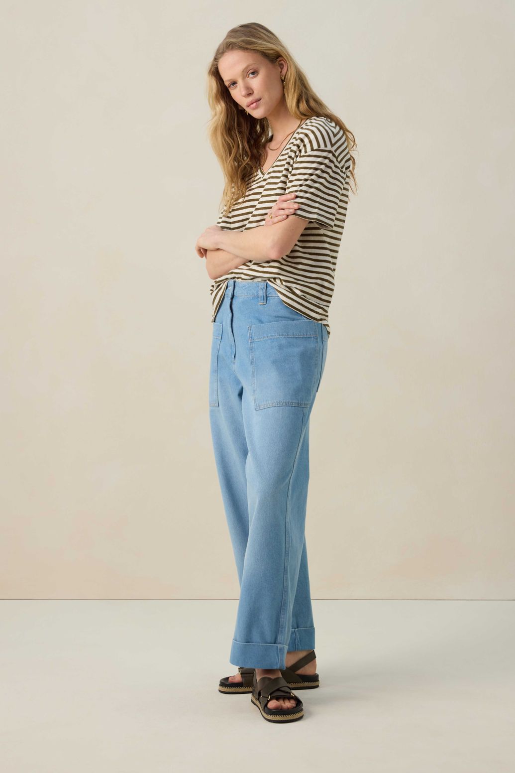 Donkergroen gestreept T-shirt