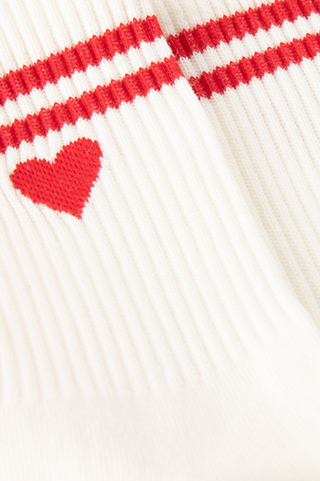 Witte sportsokken met hartje