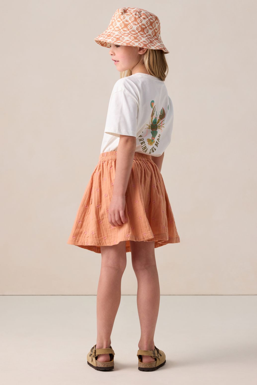 Oranje rok met embroidery