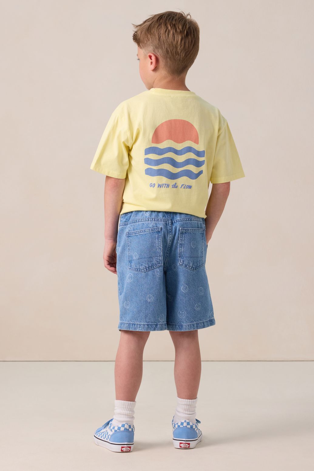 Lichtgeel t-shirt met artwork