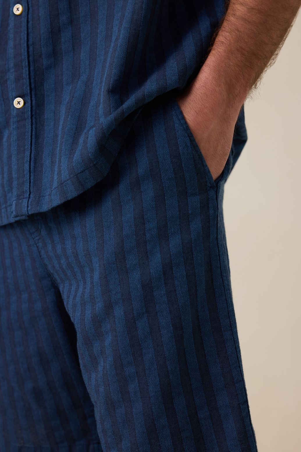 Short rayé - bleu foncé