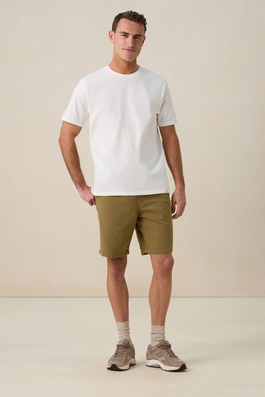 T-Shirt mit Artwork-Print - weiß