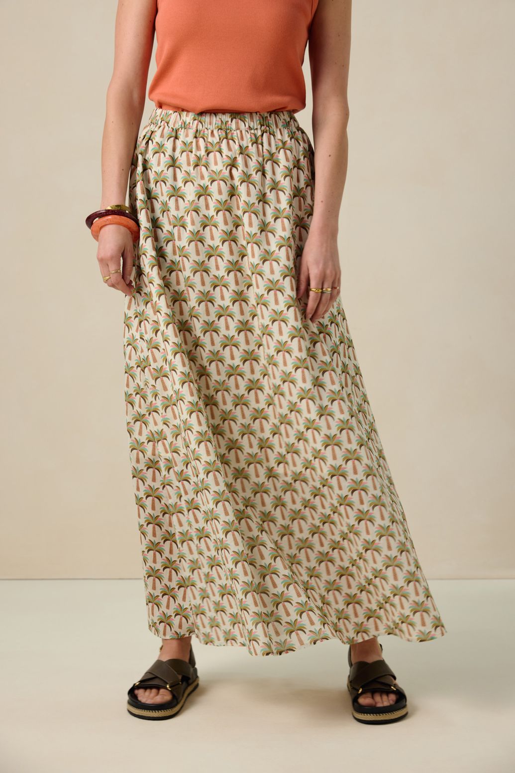Maxi-Rock mit Palmenmuster - mehrfarbig