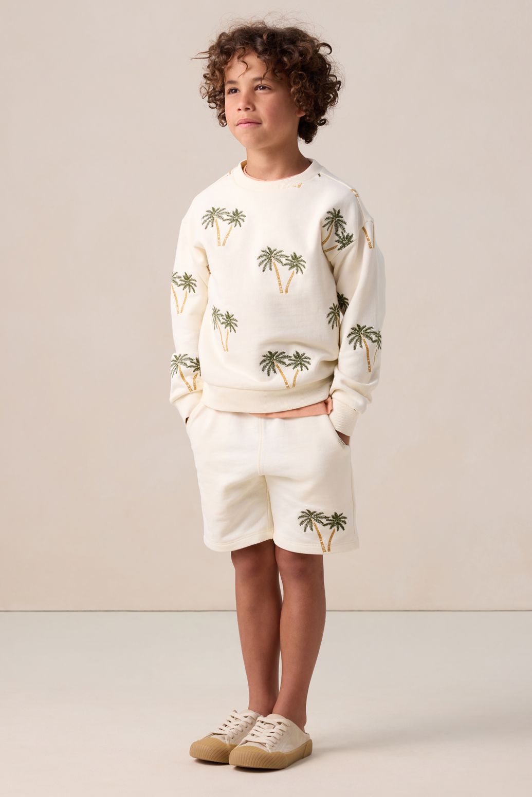 Witte short met palmboom