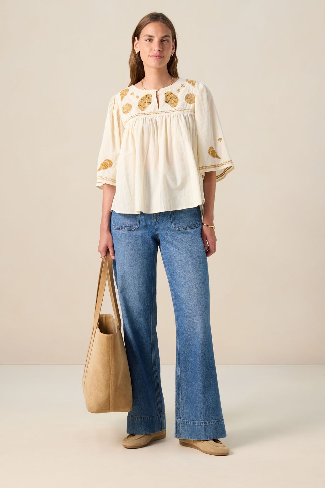 Bluse mit Stickerei - weiß