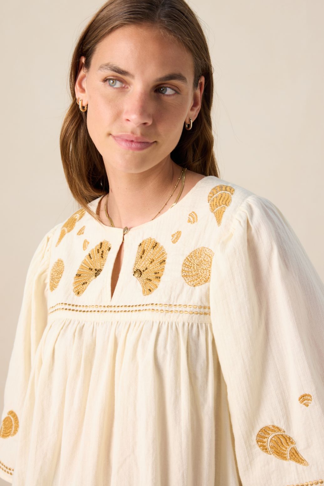 Blouse avec broderies - blanc