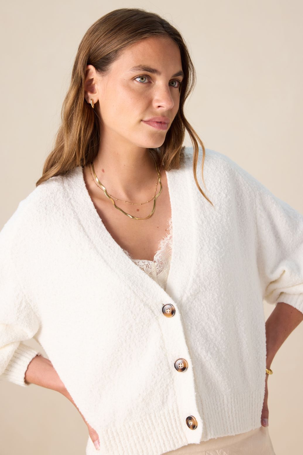 Bouclé-Strickjacke - weiß