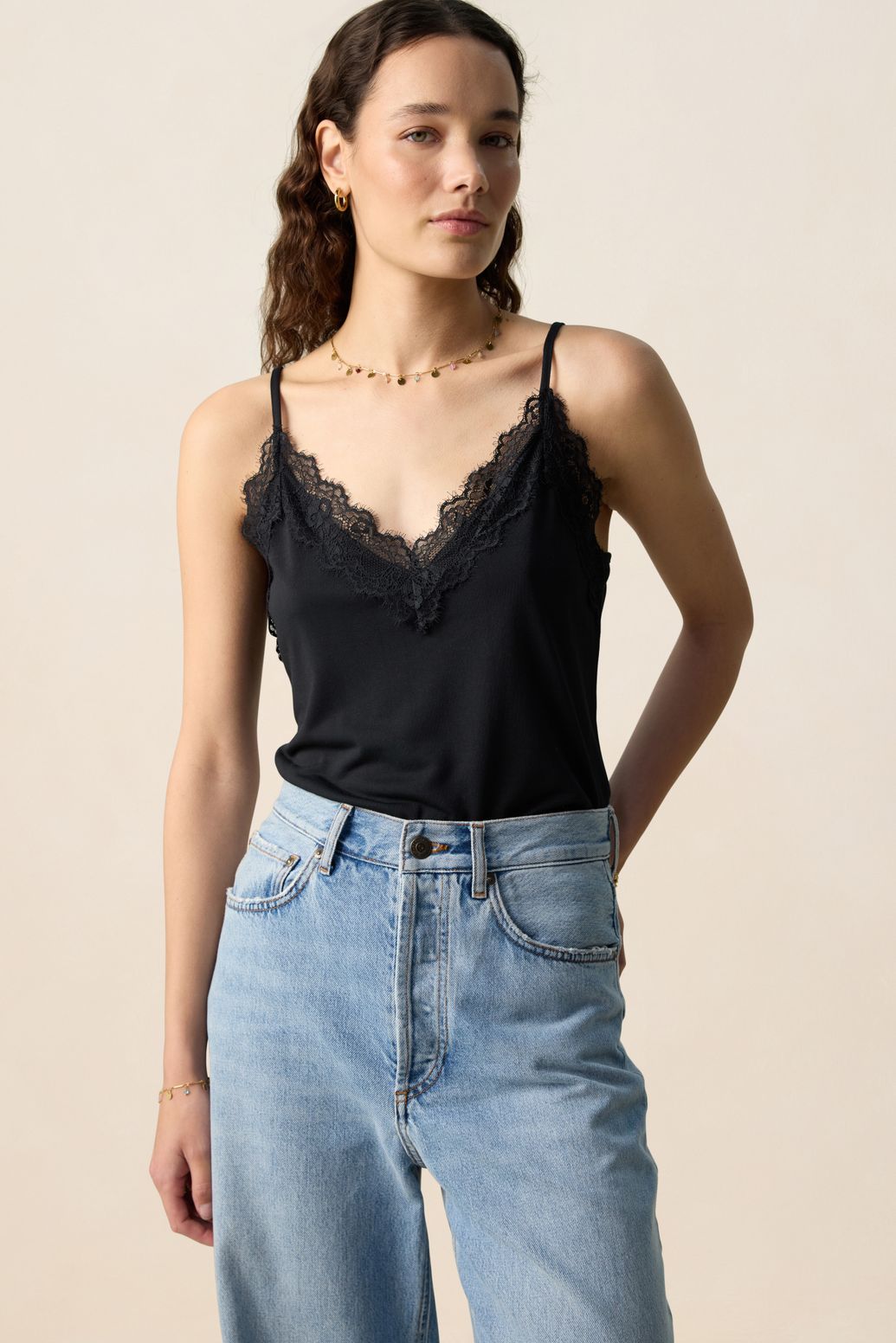 Zwart singlet met kant