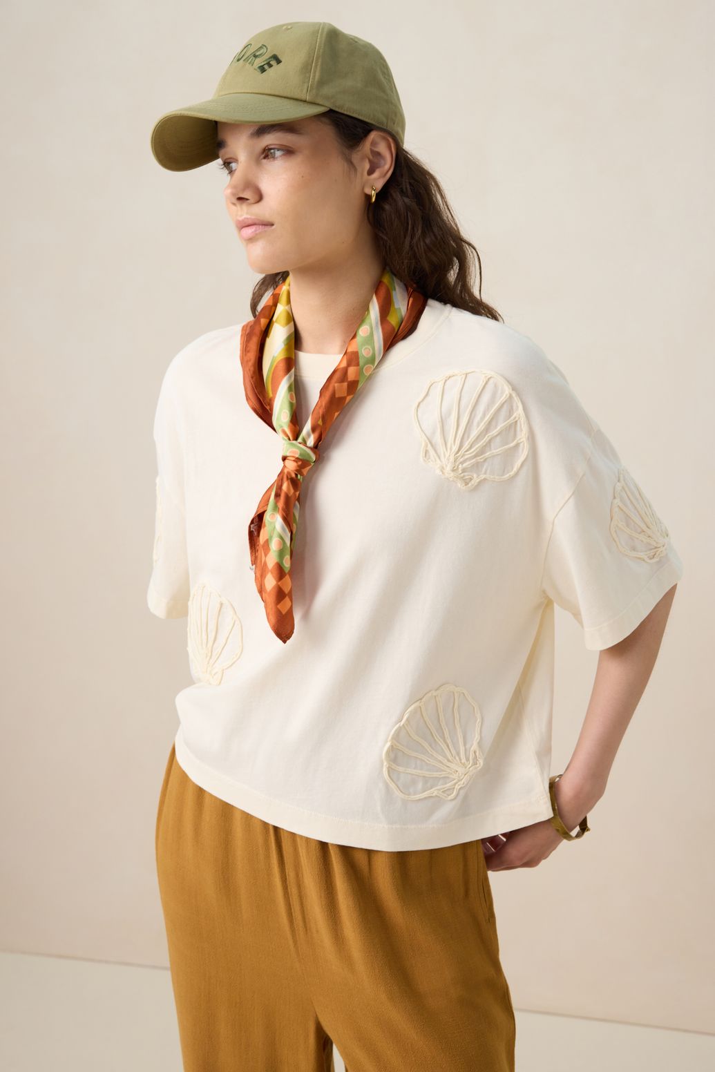 Wit T-shirt met schelpen