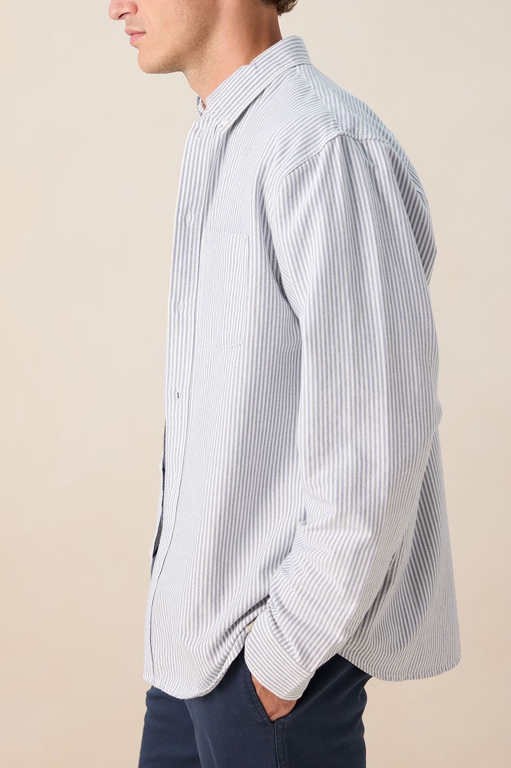 Gestreiftes Hemd - hellblau