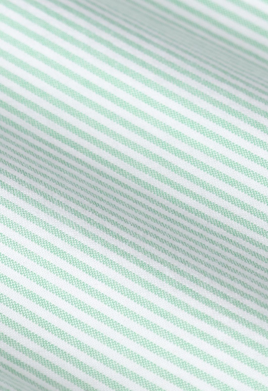 Lichtgroen gestreept overhemd