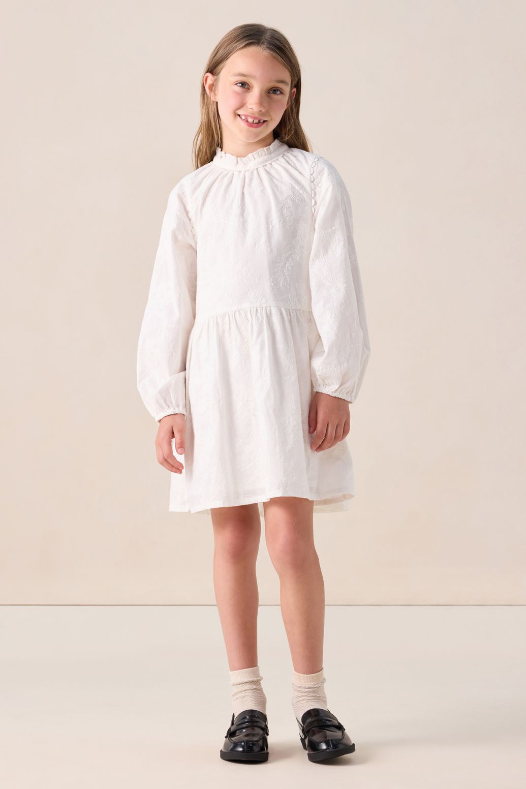 Witte jurk met embroidery