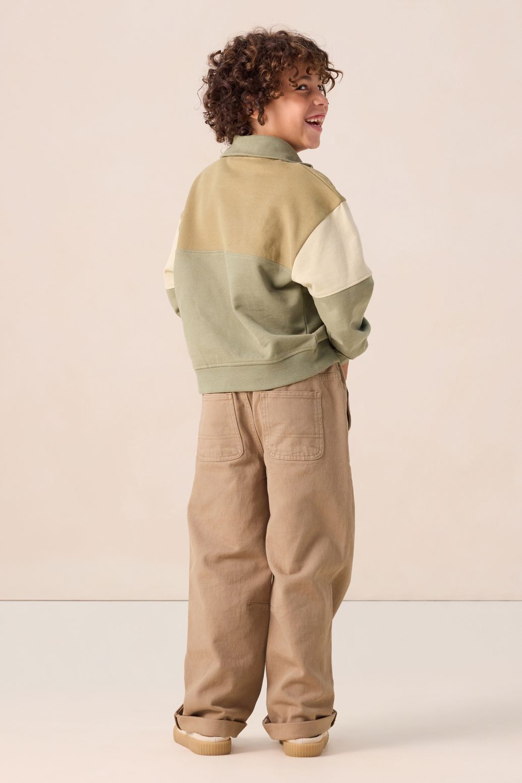 Sweater in Colorblocking-Optik - grün