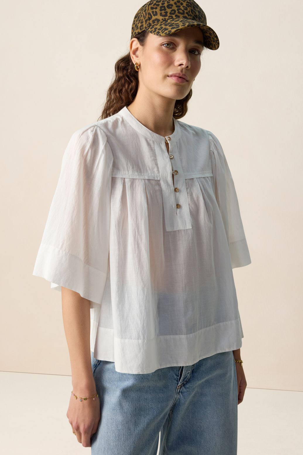 Blouse avec manches bouffantes - blanc
